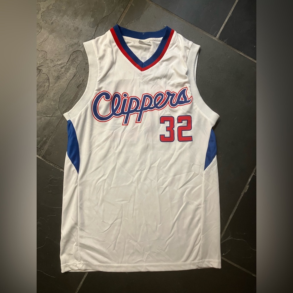 Clippers Basketball Jersey White Youth XL w/slight stain. Blake Griffin/#32